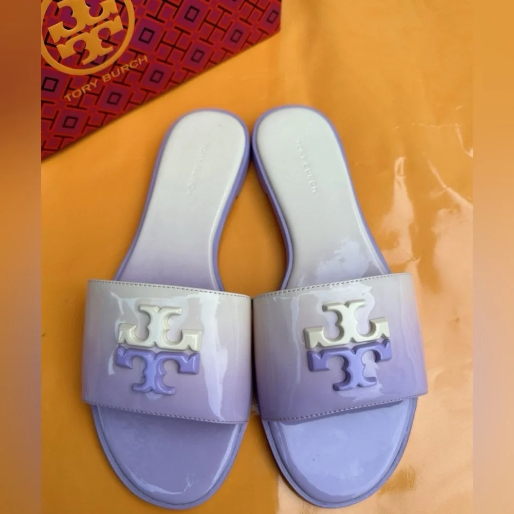 Tory Burch Everly Slide Flat Soft Patent Leather Sweet corn/Lavender Cloud. SZ 5